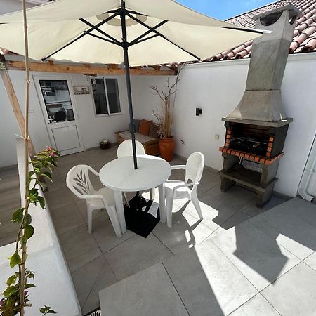 Casinha Da Patricia Apartment Nazare Exterior photo