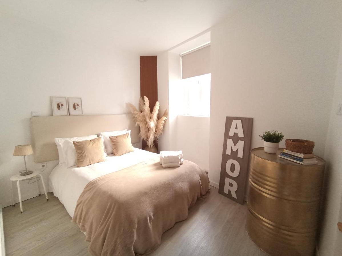 Casinha Da Patricia Apartment Nazare Exterior photo